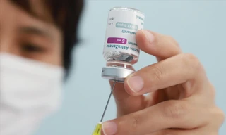 Ngành y tế khuyến khích người dân tiêm mũi 4 vắc xin phòng COVID-19