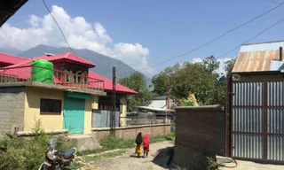 Ngôi làng Babawayil ở thung lũng Sind 