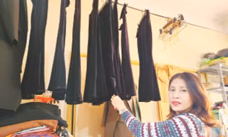 Chị Trần Thị Như Hoa, Phó chủ nhiệm CLB Phụ nữ và trẻ em gái khuyết tật Nghệ An đã giúp đỡ nhiều người phụ nữ khiếm khuyết có việc làm, thu nhập ổn định