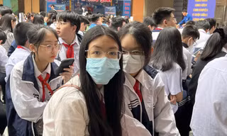 Tuyển sinh lớp 10 Hà Nội: Thêm cơ hội học trường công lập 