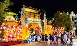 Nhiều gia đình chọn ở lại “canh giữ thành phố” trong dịp nghỉ Tết Dương lịch vì thời gian nghỉ ngắn