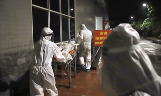 Hà Nội yêu cầu thực hiện nghiêm công tác thường trực cấp cứu, thu dung, theo dõi, điều trị bệnh nhân theo mô hình tháp 3 tầng. Ảnh: Hoàng Mạnh Thắng