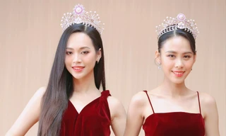 Hai Á hậu khoe sắc vóc sau đêm Chung kết toàn quốc. Ảnh: TRỌNG TÀI