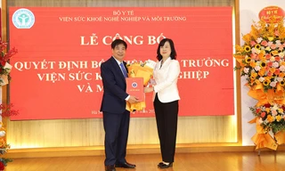 Tiếp nhận, điều động, bổ nhiệm cán bộ chủ chốt ở 2 Bộ