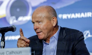 CEO Boeing nhận lỗi sau vụ máy bay 737 Max-9 bung cửa trên không