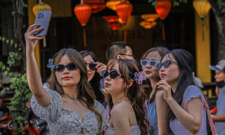 Lý do người Việt 'chê' du lịch nội địa, đổ xô đi nước ngoài 