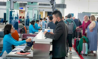 Sắp tăng trần giá vé máy bay 