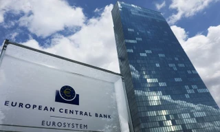 Ngân hàng Trung ương châu Âu bất ngờ báo lỗ 