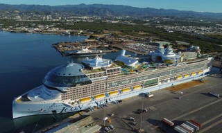 Bên trong siêu du thuyền lớn nhất thế giới có gì đặc biệt?