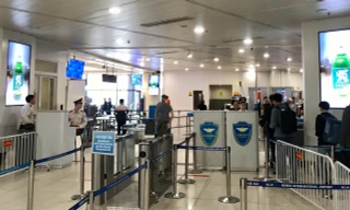 Tăng cấp độ kiểm soát an ninh sân bay dịp Tết 