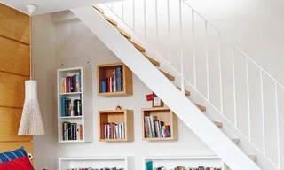 Ý tưởng lạ cho phòng ngủ dưới cầu thang