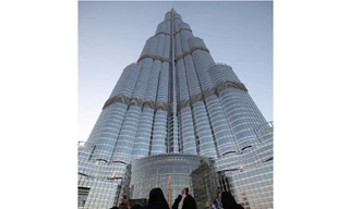 "Người nhện" chinh phục tòa nhà cao nhất thế giới