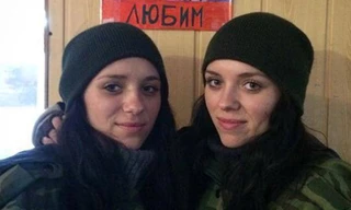 Những bóng hồng xinh đẹp trong lửa đạn miền đông Ukraine