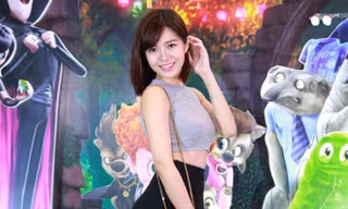 Hot girl M.U xuất hiện rạng rỡ sau 'bão' tin đồn