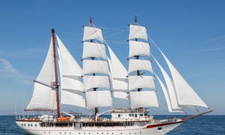 Cận cảnh tàu buồm huấn luyện hiện đại của Việt Nam