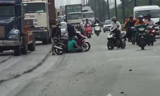 Người Sài Gòn ngã nhào trên đại lộ nghìn tỷ sụt lún