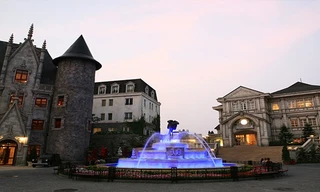 Thủ tướng Lào thăm khu nghỉ dưỡng Bà Nà Hills