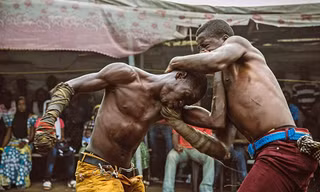 Tận thấy sàn đấu máu lửa của võ thuật Nigeria