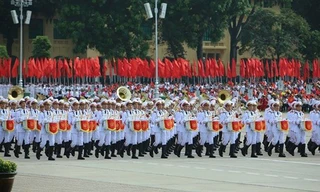 [VIDEO]: Hào hùng lễ diễu binh mừng ngày Quốc khánh 