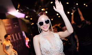 Angela Phương Trinh 'nửa kín, nửa hở' đi sự kiện