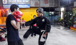 Mục kích võ sư một chân thi triển tuyệt chiêu