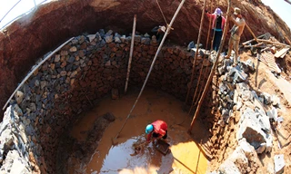 Người dân Lý Sơn chi hàng trăm triệu đào giếng 'khủng' trên đảo