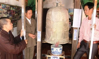 Chiếc chuông được cho là có niên đại hàng nghìn năm.