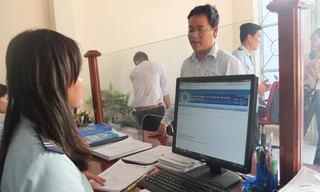 Ngành hải quan hy vọng cán bộ phục vụ khách hàng ngày càng tốt hơn. Ảnh: Đức Huy.