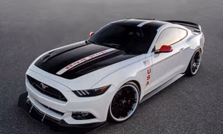 Ngắm Ford Mustang phiên bản độ phong cách 'tàu vũ trụ'