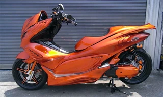 Honda PCX - 'mặt quỷ' xuống phố