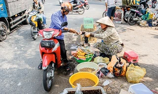 Độc đáo 'chợ' sâu bọ giữa lòng Sài Gòn