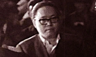 Tạ Vinh lúc ra tòa án quân sự mặt trận.