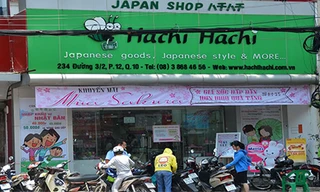Một cửa hàng trên đường 3 Tháng 2, quận 10, TP HCM chuyên bán các mặt hàng nhập khẩu từ Nhật Bản Ảnh: Tấn Thạnh.