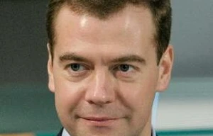 Thủ tướng Nga Medvedev đến Việt Nam