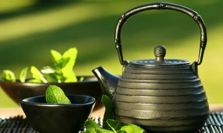 Trà kinh giới giải độc cơ thể mùa nóng