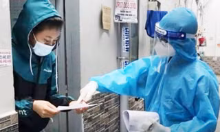 Việt Nam: F0 tăng vọt, Hà Nội lại lập đỉnh mới ca mắc COVID-19 trong 24 giờ