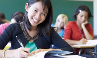 Chinh phục kỳ thi THPT: Bạn đã nắm chắc trong tay bí kíp “hạ đo ván” các môn Xã hội chưa?