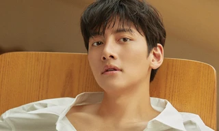 Ji Chang Wook khoe visual đỉnh cao trên 1st Look, góc hình nào cũng “vạn tiễn xuyên tim“