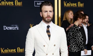Netizen kêu gọi tôn trọng quyền riêng tư sau sự cố ảnh nhạy cảm của “Captain” Chris Evans