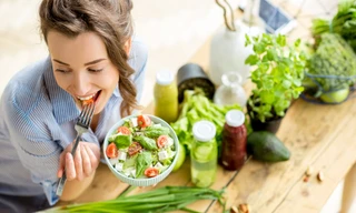 Cập nhật ngay tháp dinh dưỡng MỚI dành riêng cho con gái ở tuổi dậy thì!