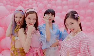 Thật may khi BLACKPINK, EXO, SNSD đã không debut với những cái tên kỳ quái này