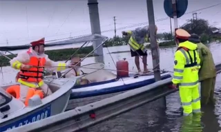 Tổ công tác làm nhiệm vụ.