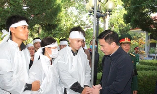 Xúc động lễ viếng 2 liệt sỹ hy sinh khi giúp dân khắc phục hậu quả lũ lụt