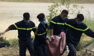 Ô tô lao xuống sông, 3 người tử vong 