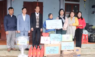 Thăm hỏi, động viên nạn nhân bị mua bán trở về hoà nhập cộng đồng ở Thanh Hóa