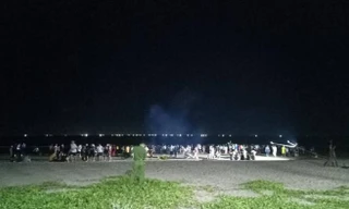 Nam sinh bị sóng cuốn tử vong khi đi tắm biển cùng bạn