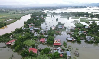 Nước sông Bưởi dâng cao, hơn 100 hộ dân ở Thanh Hóa bị cô lập