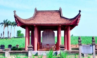 Lăng mộ vua Lê Túc Tông bị xâm phạm tìm cổ vật