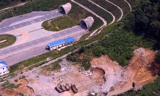 Tỉnh Thanh Hóa chỉ đạo xử lý vụ khai thác đất thải ở khu vực hầm Thung Thi cao tốc Bắc Nam