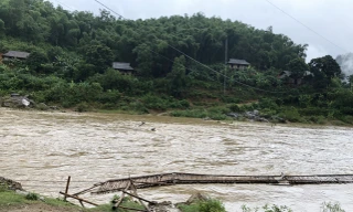 Thanh Hoá: Hàng trăm hộ dân bị cô lập sau mưa bão số 2